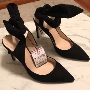 NWT Zara Black Tie Pointed Heel Size 39
